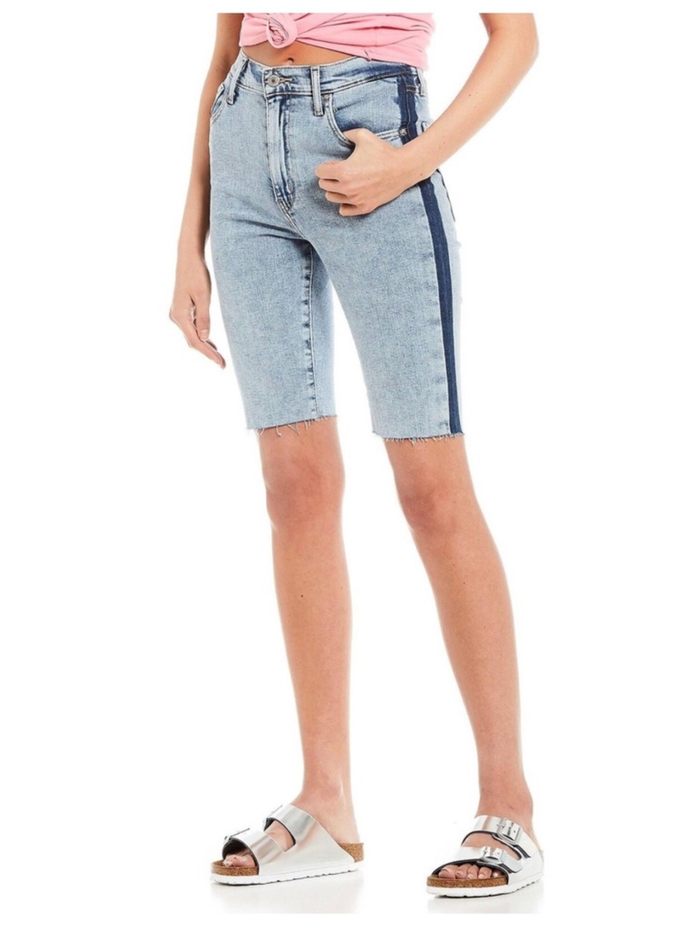 Levi’s Womens Mile High Bermuda Washed Blue Denim Shorts Size 28